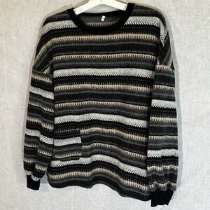 Unbranded Striped Knit Pullover Sweater Medium Multicolor Front Pocket Excellent